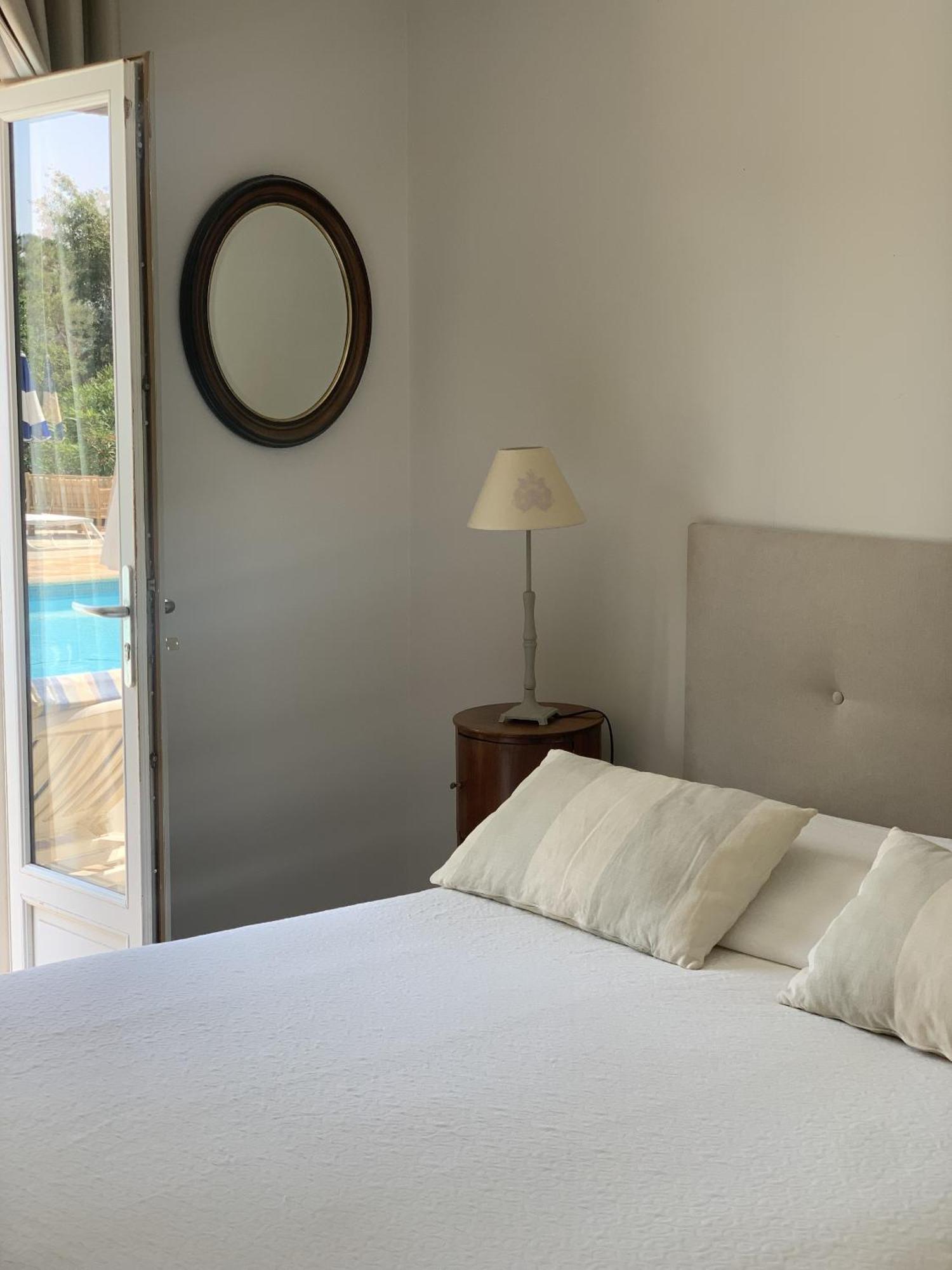 Hotel La Boulangerie Grimaud Cameră foto