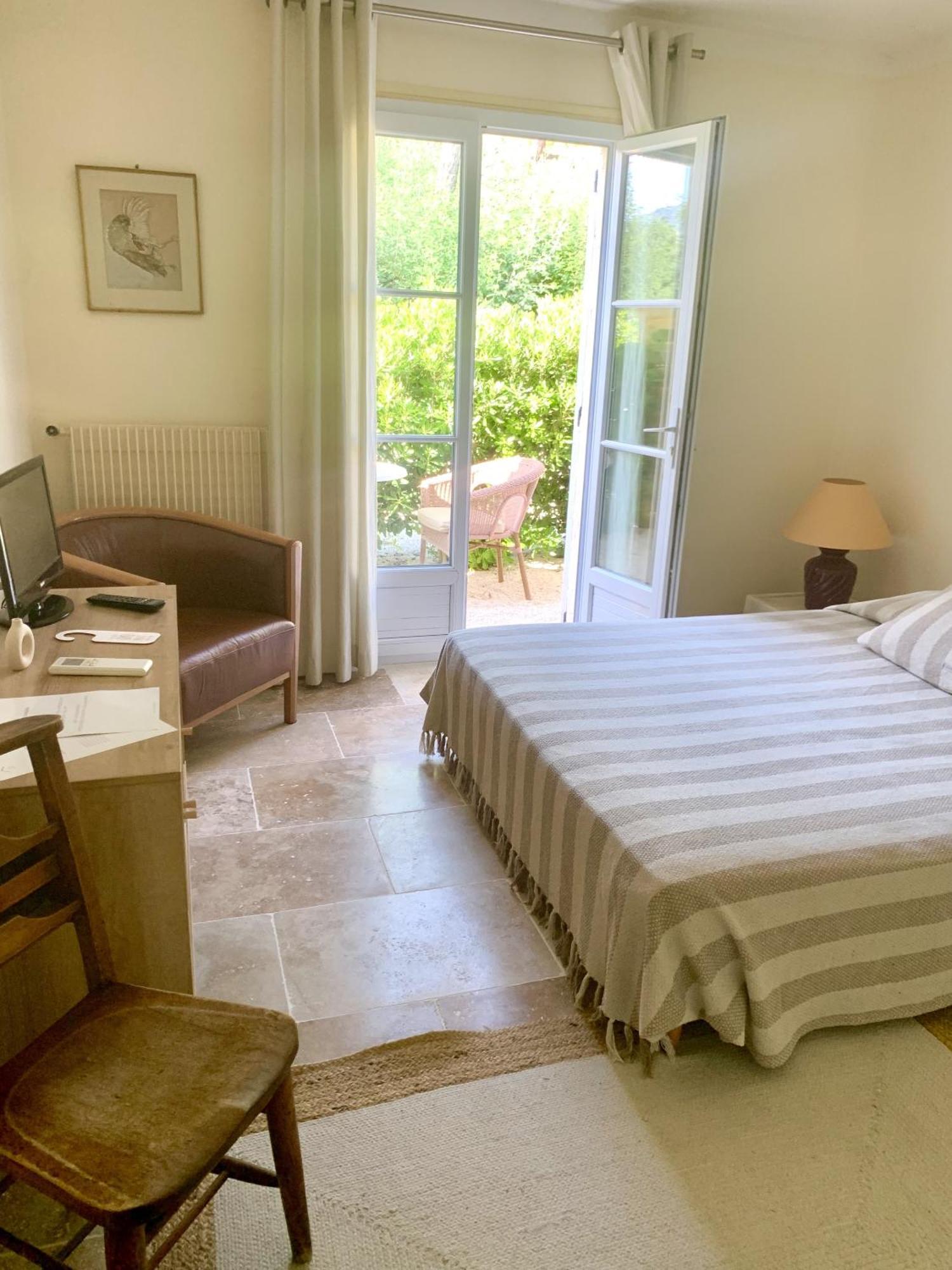 Hotel La Boulangerie Grimaud Cameră foto